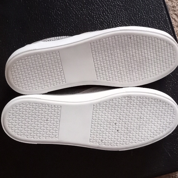 Sparkle slip on sneaker - Picture 2 of 4